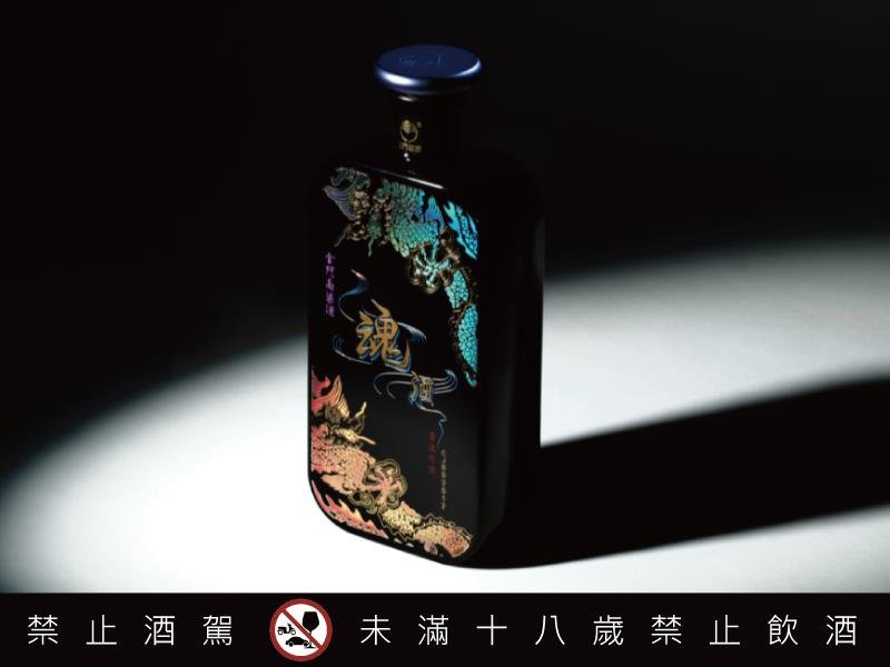 黑白大廚鄭智善主廚跨海尋魂 58金高魂酒 詮釋職人風味記憶