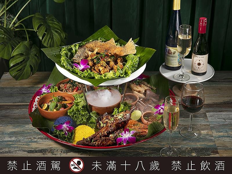 Thai J 泰式料理餐廳 「泰澎湃」泰式年菜雙層拼盤開賣 宮廷皇室盛宴雙層大拼盤 找出紅包送千元現金