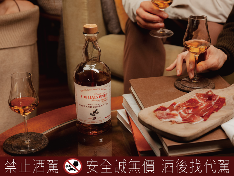 「百富故事系列19年桶錘之藝」 全新篇章限量獻台 向傳統製酒工藝致敬 讚詠專屬桶匠製桶工藝