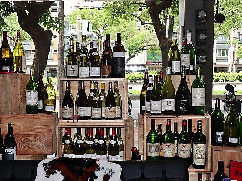 台中葡萄酒吧,單杯葡萄酒,Cave de W,winebar