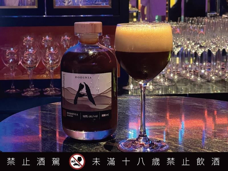 永邑國際再推絕美花香系國產釀造酒 紫米野薑花 精湛特調綻放在地鮮釀芬芳滋味