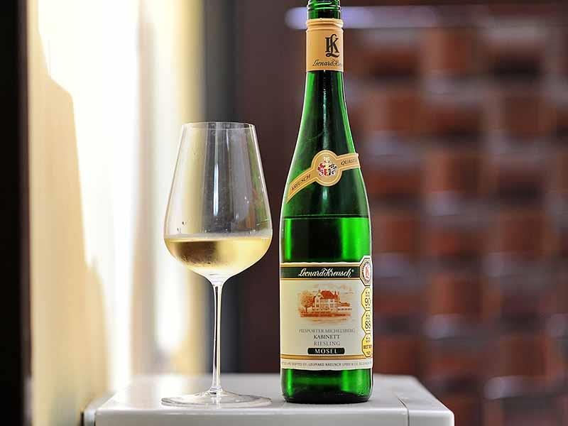 Netflix,十大影集,top10,chill,wine,winelover,Mosel,Kabinett,19 Crimes,智利 Don Melchor,Verdejo,Malbec