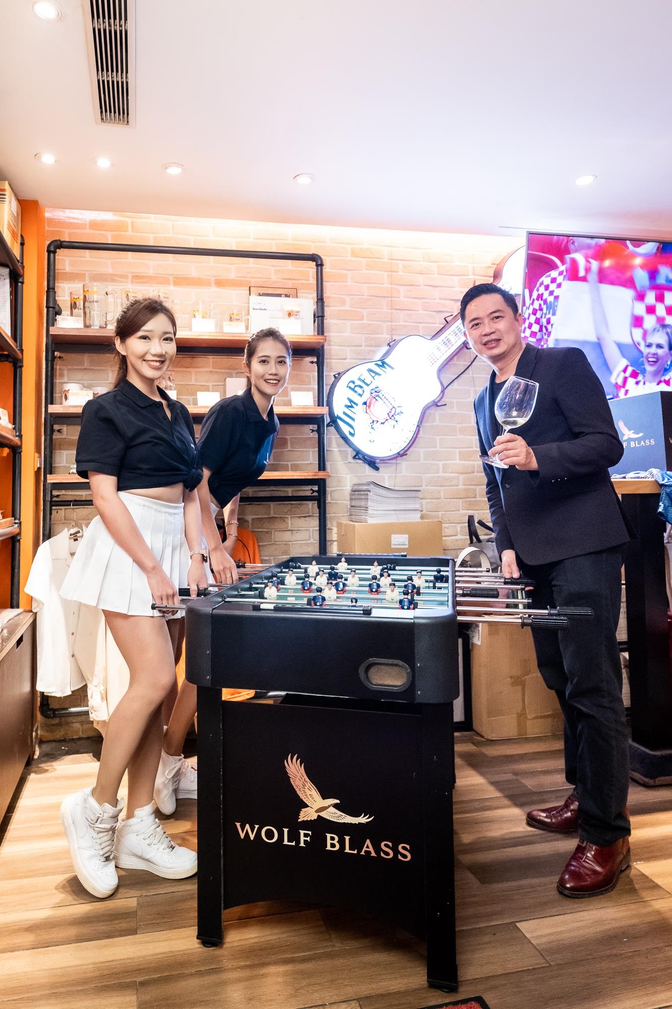 世足賽,世界盃,Wolf blass,禾富,金色派對,hooters,呼拉圈
