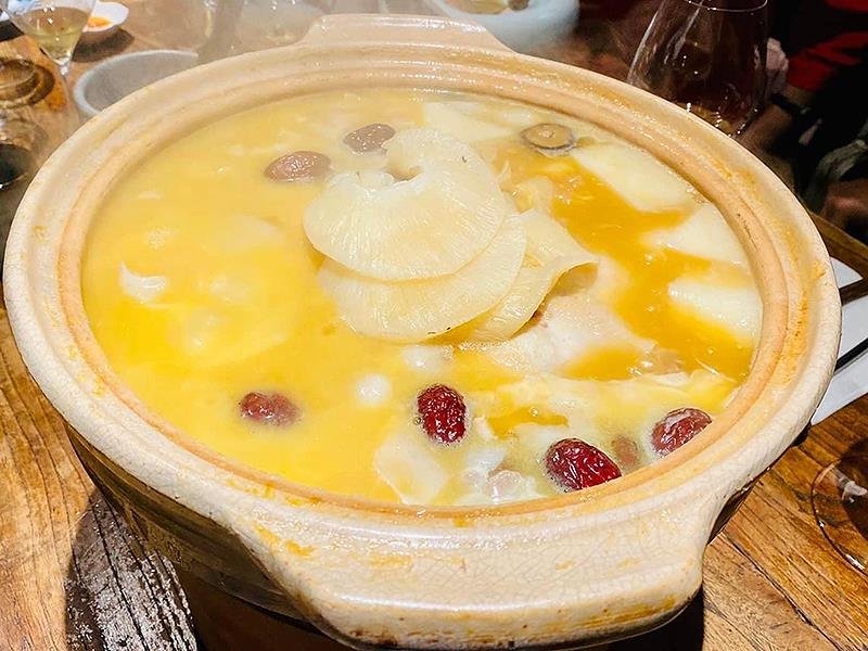 春韭,黃金雞湯,葡萄酒友善