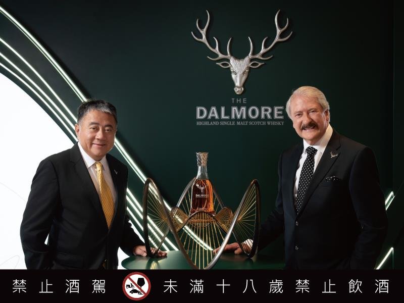 傳奇釀酒師Richard Paterson化身 大摩時光鎏寓 寓所主人