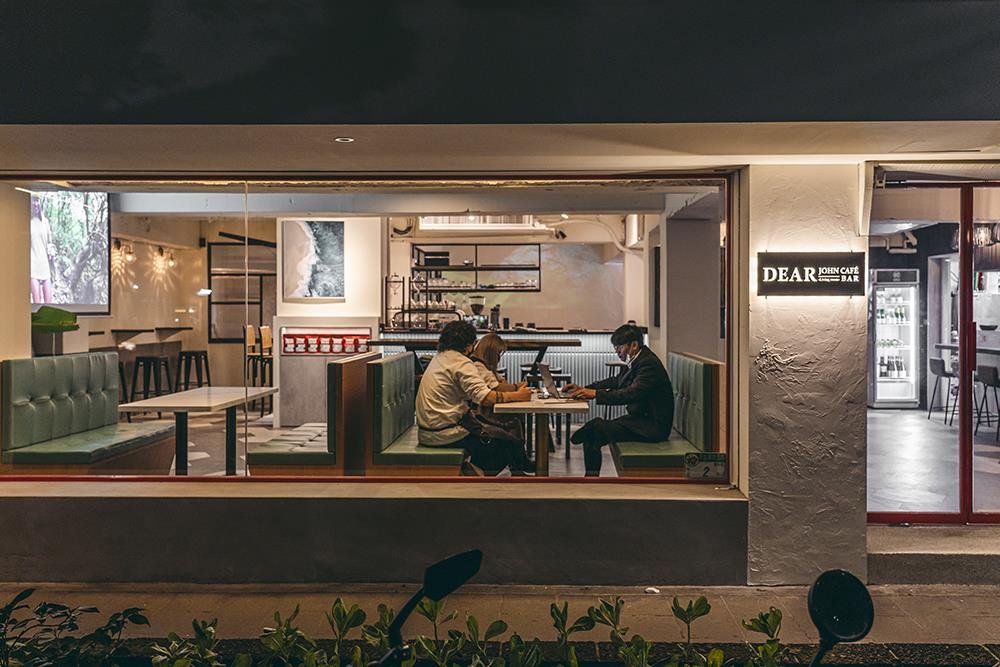 Dear John Cafe Bar- Living room -品牌旗艦店正式開幕